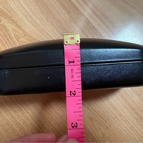 Coach Black Hard Clamshell Eyeglass Case - Picture 9 of 9